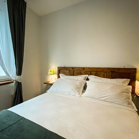 Bed & Breakfast Taffeta