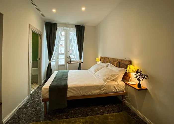 Oda ve Kahvaltı Taffeta 4*