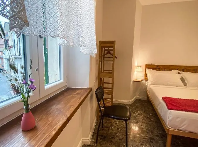 Oda ve Kahvaltı Taffeta 4*